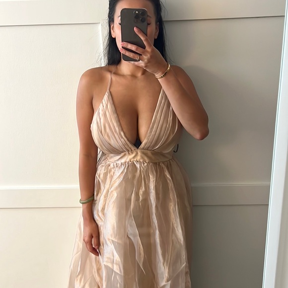 Tulle maxi dress. Great for prom or weddings - Picture 2 of 2